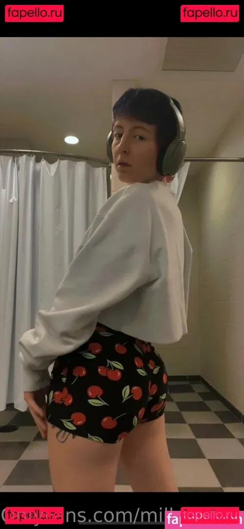 milkandhoney1201 Onlyfans Photo Gallery 