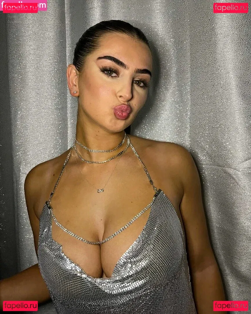 Diana Lapo Onlyfans Photo Gallery 