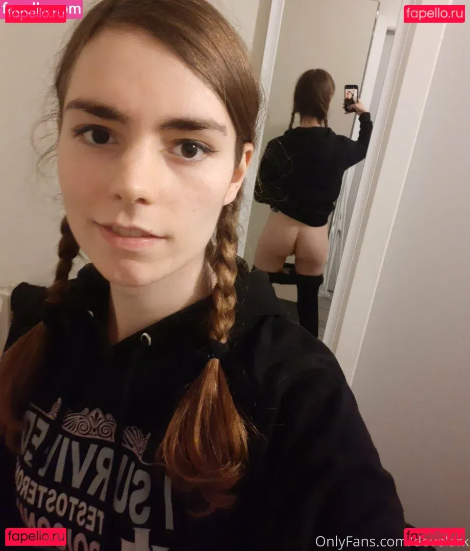 dovelark Onlyfans Photo Gallery 