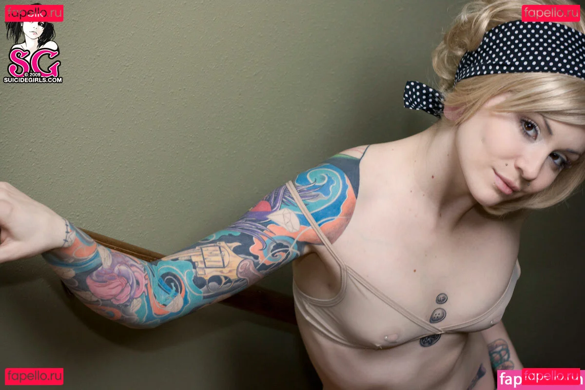 Elle Stranger Onlyfans Photo Gallery 