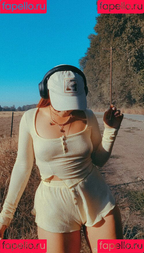 Mars Noire Onlyfans Photo Gallery 