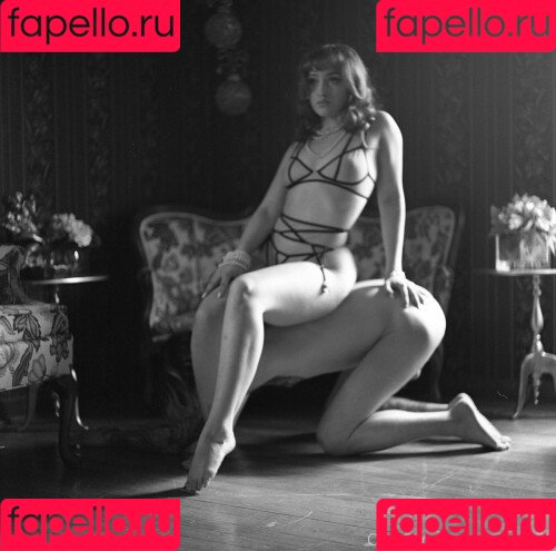 Mars Noire Onlyfans Photo Gallery 