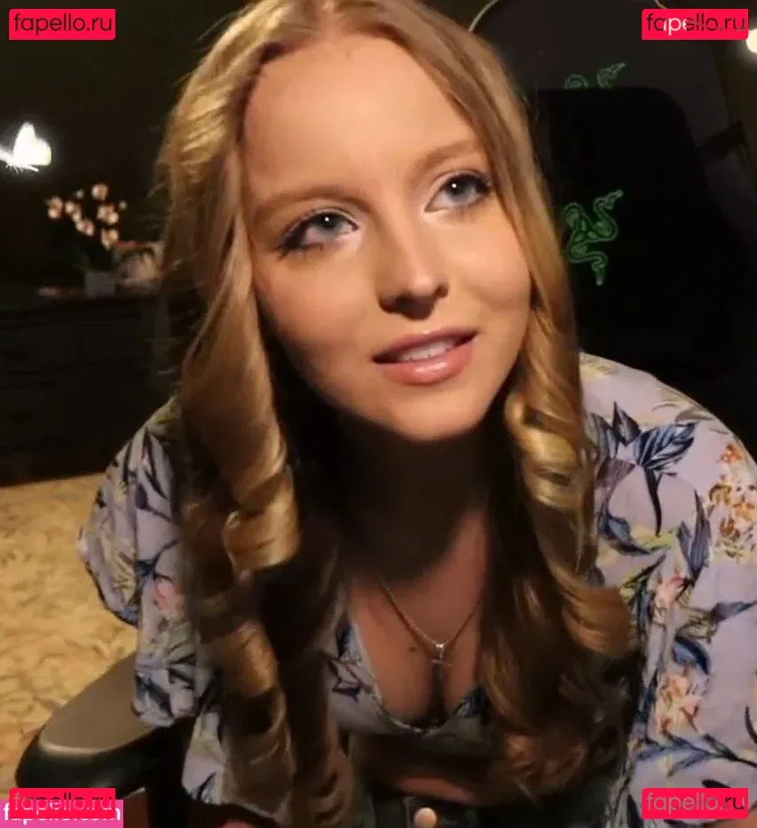 Morgan Cryer Onlyfans Photo Gallery 