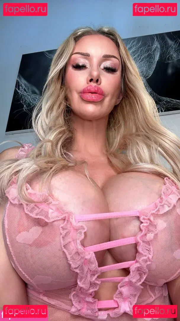 taniaamazon Onlyfans Photo Gallery 