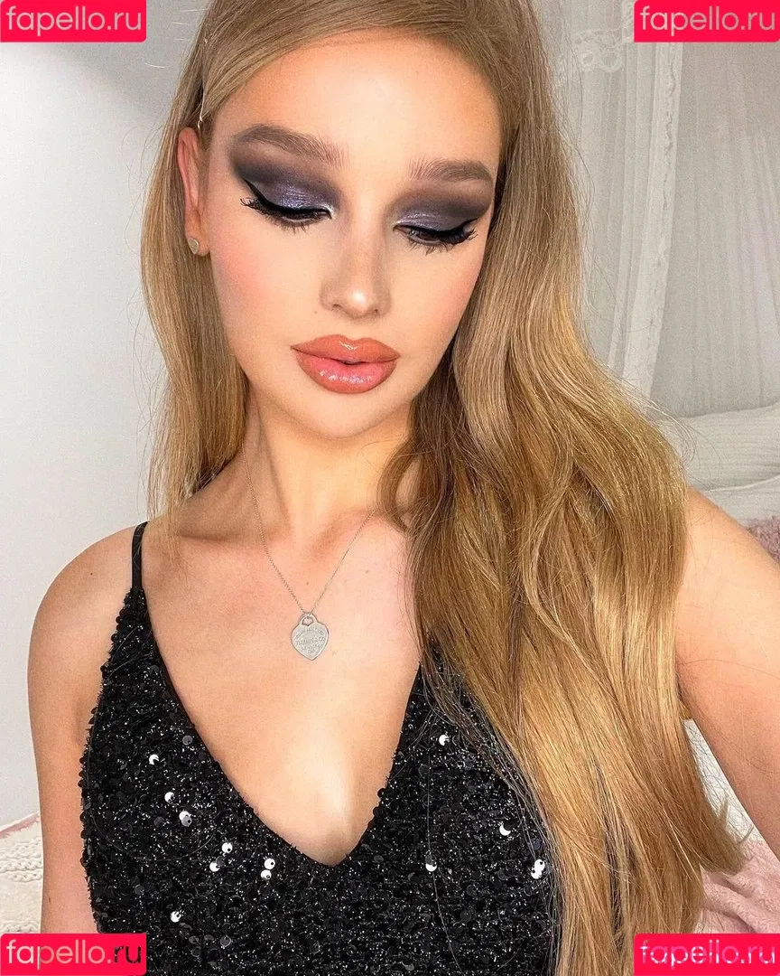 Grace Hyland Onlyfans Photo Gallery 