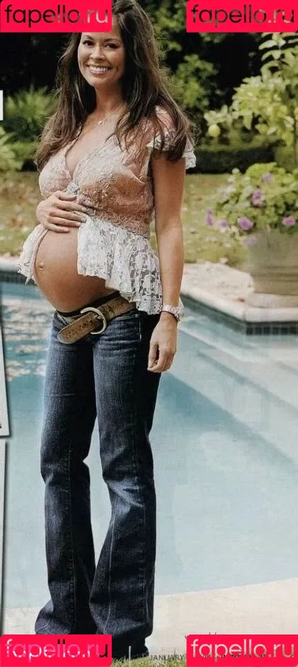 Brooke Burke Onlyfans Photo Gallery 