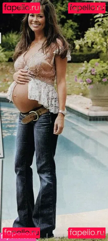 Brooke Burke Onlyfans Photo Gallery 