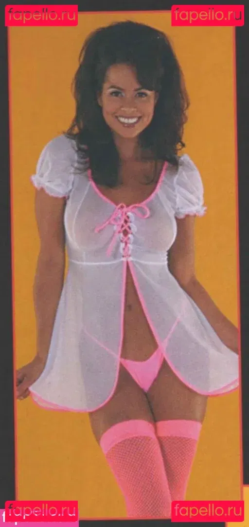 Brooke Burke Onlyfans Photo Gallery 