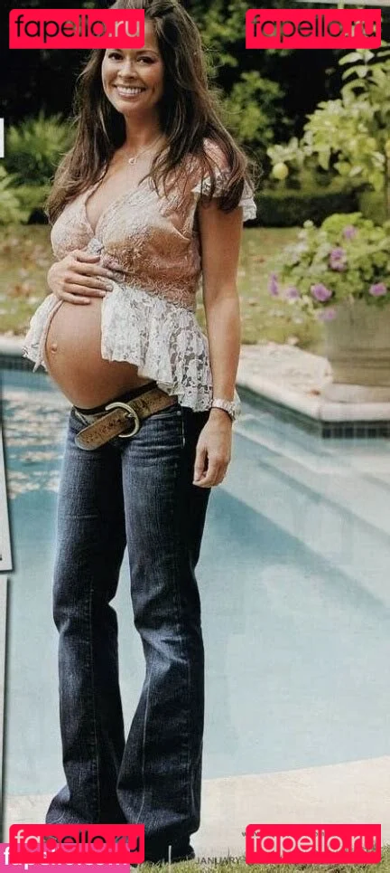 Brooke Burke Onlyfans Photo Gallery 