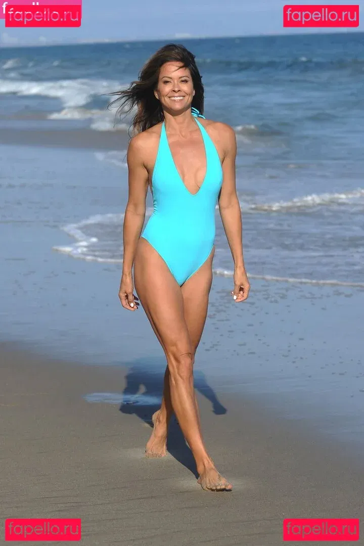 Brooke Burke Onlyfans Photo Gallery 