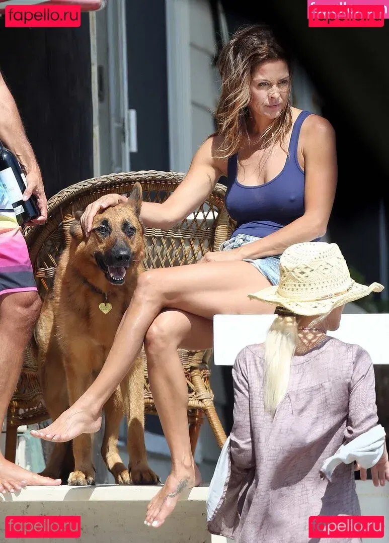 Brooke Burke Onlyfans Photo Gallery 