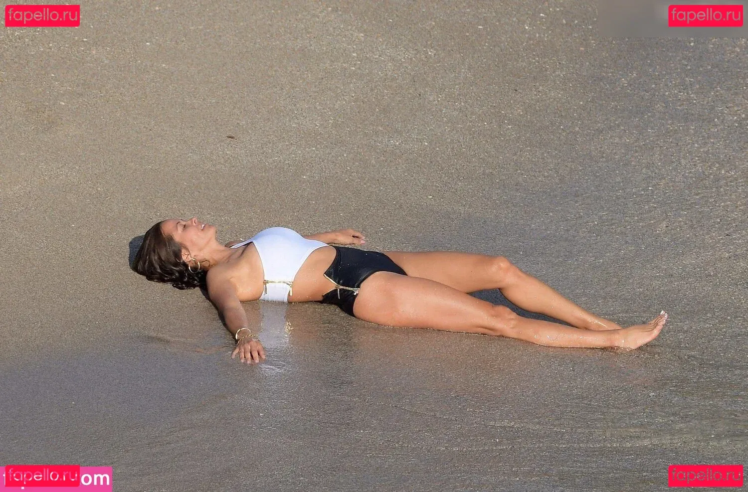 Brooke Burke Onlyfans Photo Gallery 