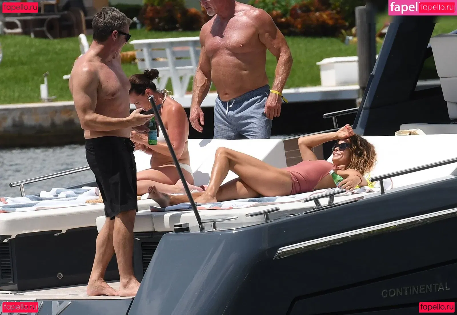 Brooke Burke Onlyfans Photo Gallery 