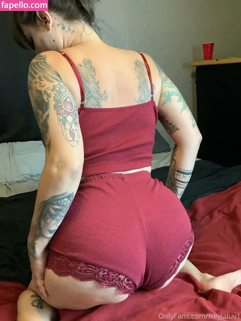 freyjaluv1 Onlyfans Photo Gallery 