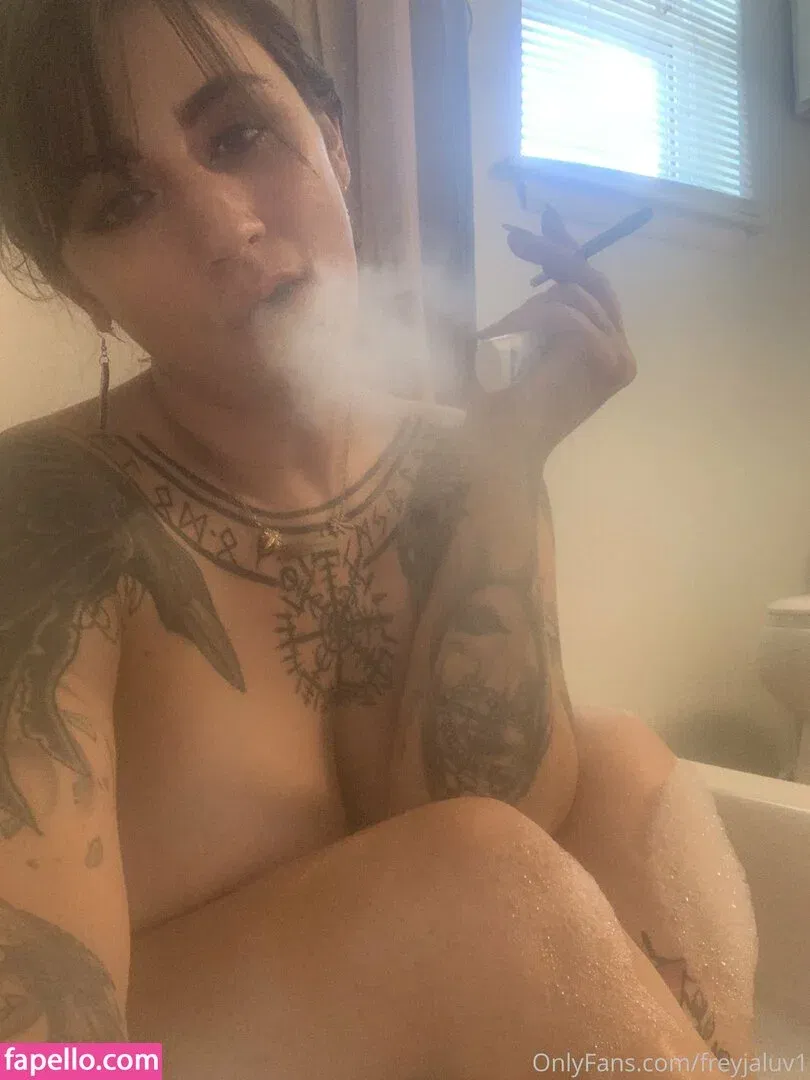 freyjaluv1 Onlyfans Photo Gallery 