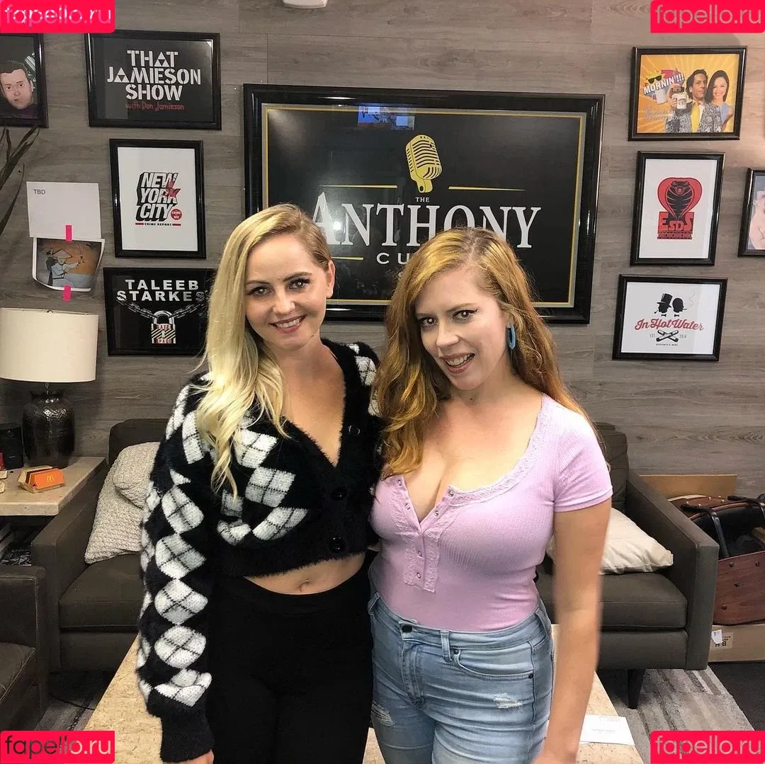 Chrissie Mayr Onlyfans Photo Gallery 