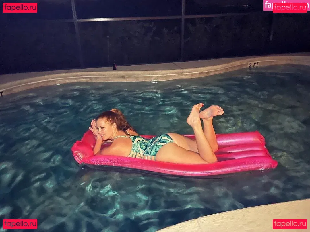 Chrissie Mayr Onlyfans Photo Gallery 