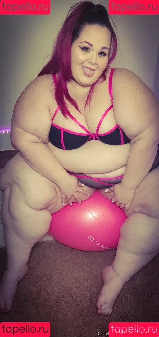 bubblybooty Onlyfans Photo Gallery 