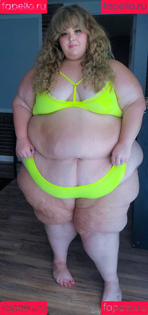 bubblybooty Onlyfans Photo Gallery 