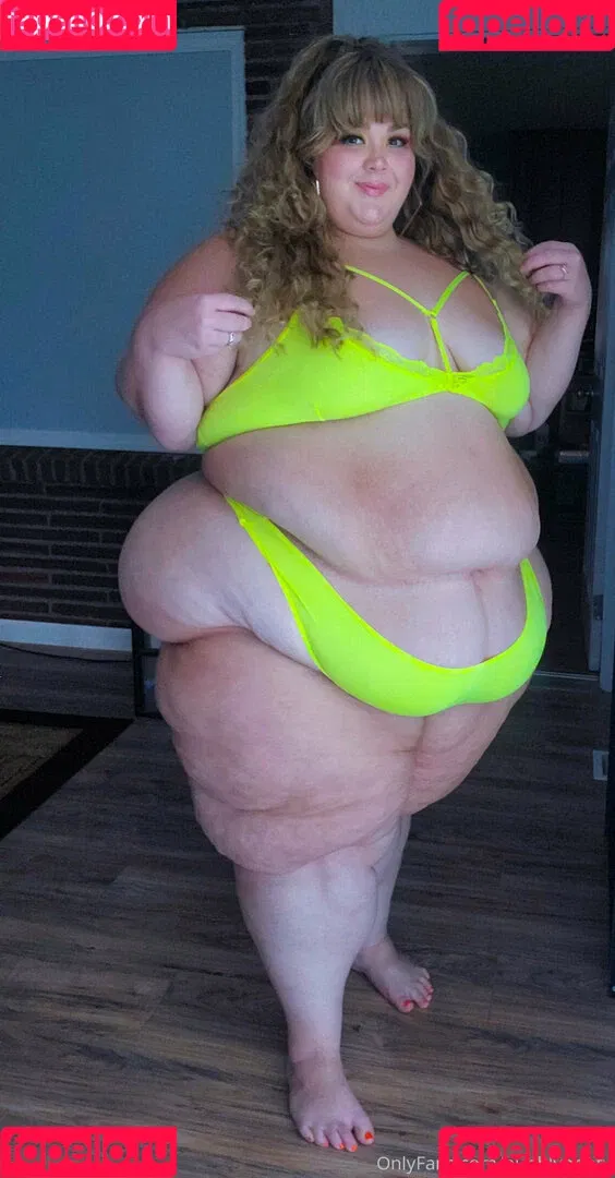 bubblybooty Onlyfans Photo Gallery 