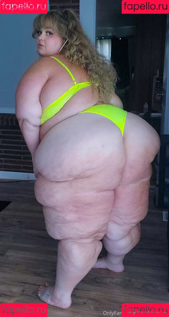 bubblybooty Onlyfans Photo Gallery 
