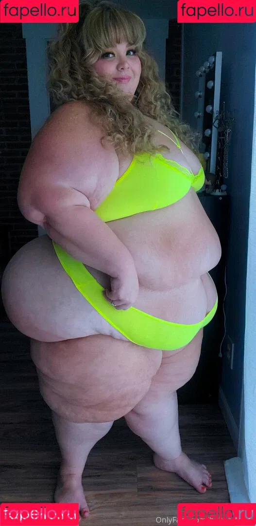 bubblybooty Onlyfans Photo Gallery 