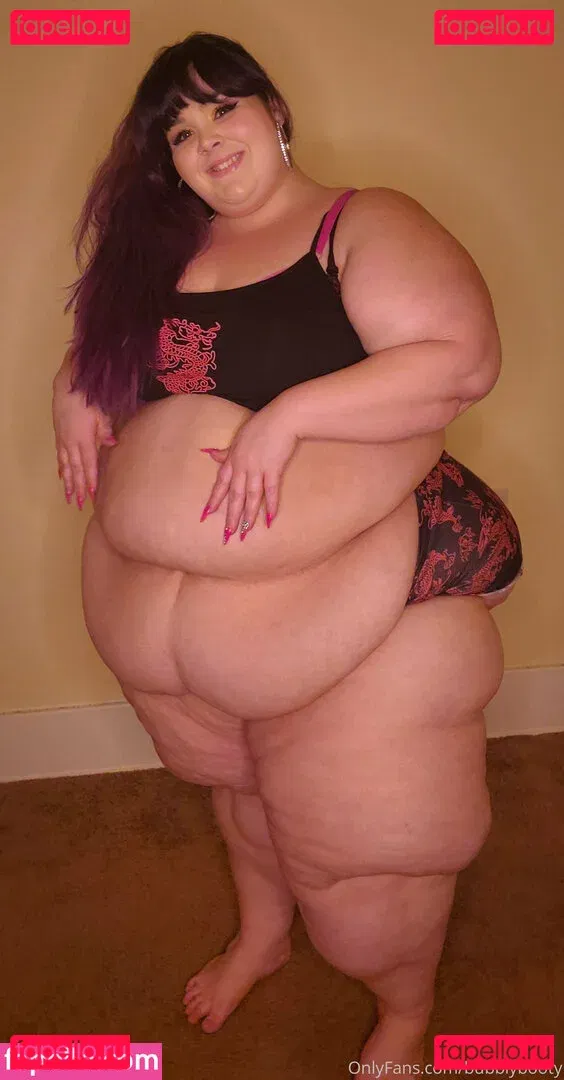 bubblybooty Onlyfans Photo Gallery 