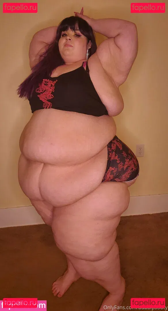 bubblybooty Onlyfans Photo Gallery 