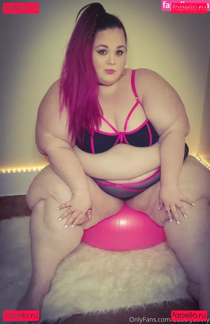 bubblybooty Onlyfans Photo Gallery 