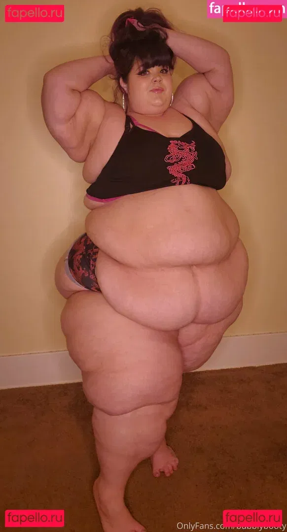 bubblybooty Onlyfans Photo Gallery 