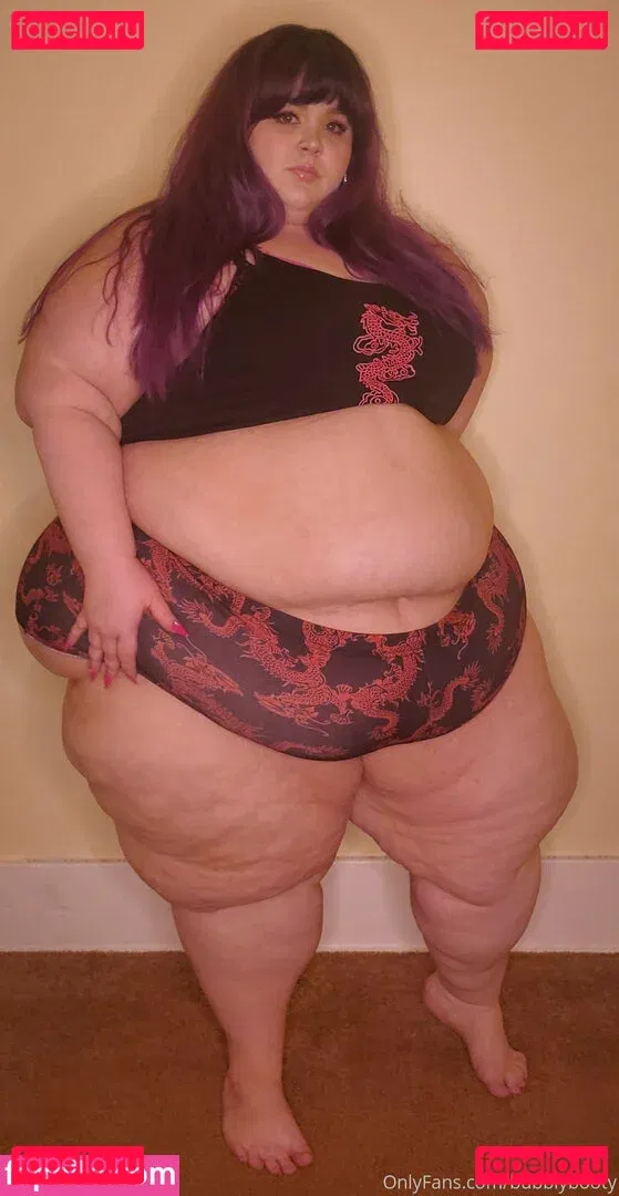 bubblybooty Onlyfans Photo Gallery 