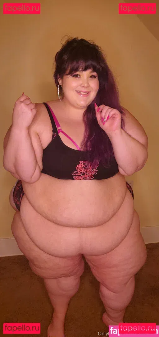 bubblybooty Onlyfans Photo Gallery 