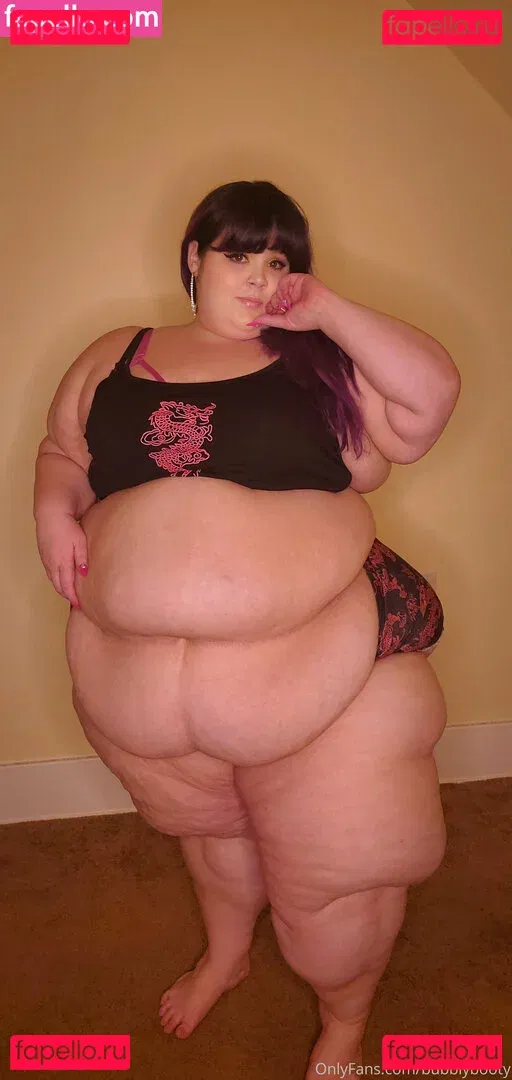 bubblybooty Onlyfans Photo Gallery 