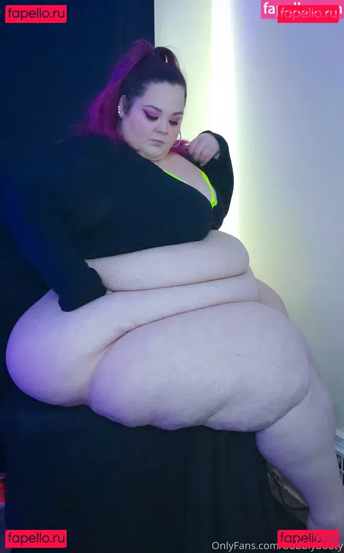 bubblybooty Onlyfans Photo Gallery 