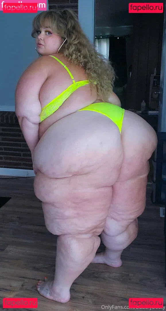 bubblybooty Onlyfans Photo Gallery 