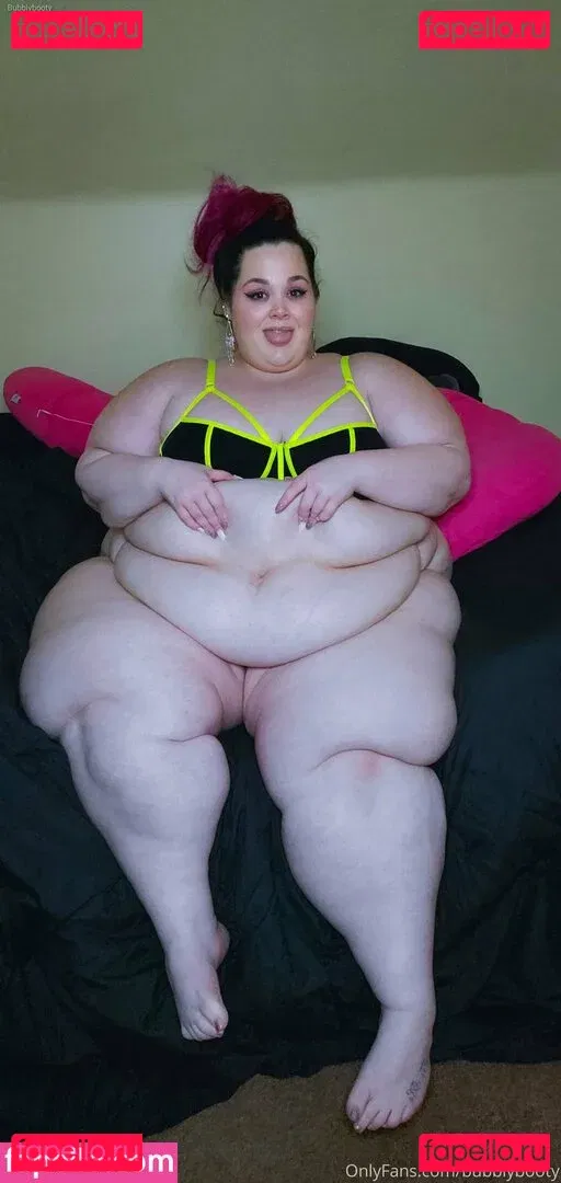 bubblybooty Onlyfans Photo Gallery 