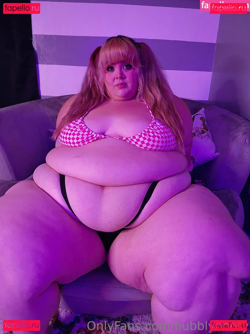 bubblybooty Onlyfans Photo Gallery 