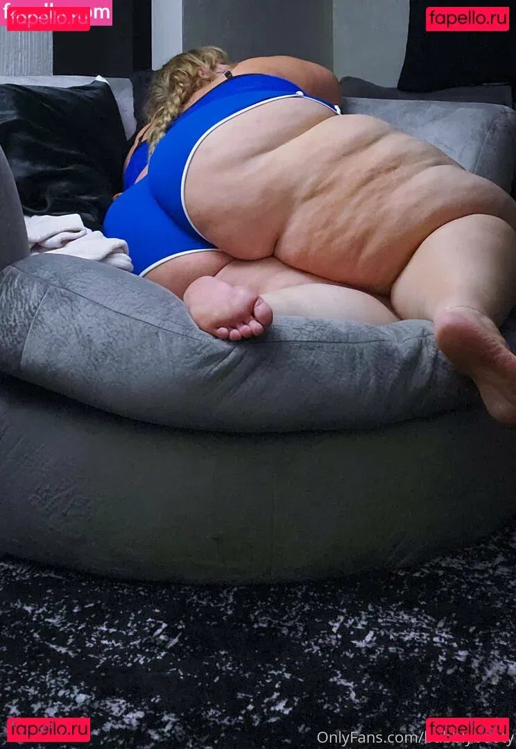 bubblybooty Onlyfans Photo Gallery 