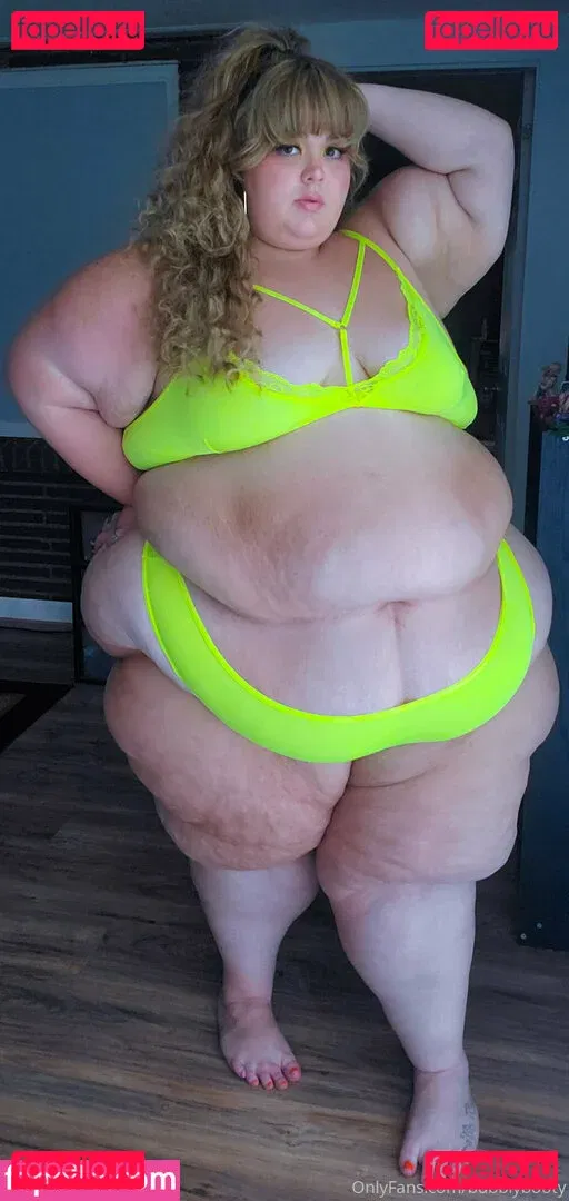 bubblybooty Onlyfans Photo Gallery 