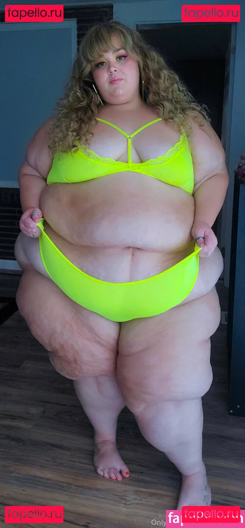 bubblybooty Onlyfans Photo Gallery 