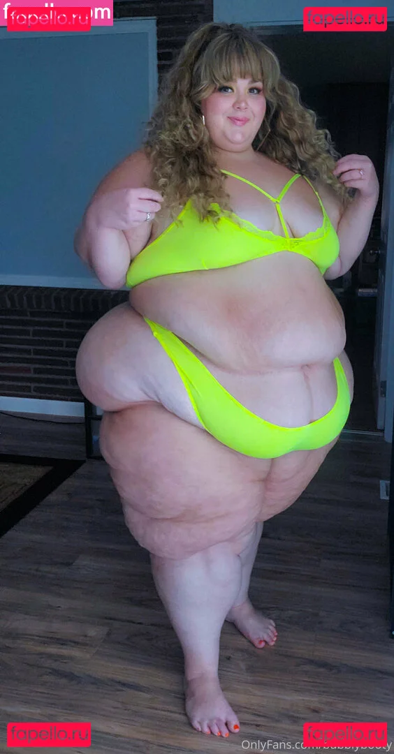 bubblybooty Onlyfans Photo Gallery 