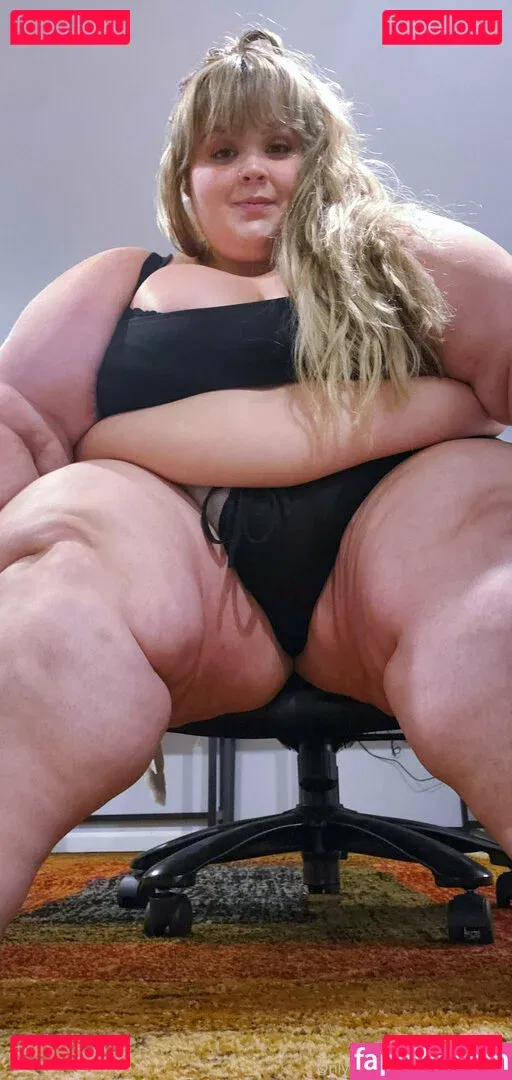 bubblybooty Onlyfans Photo Gallery 