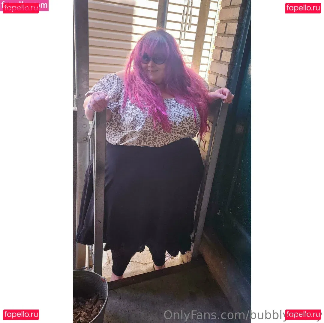 bubblybooty Onlyfans Photo Gallery 