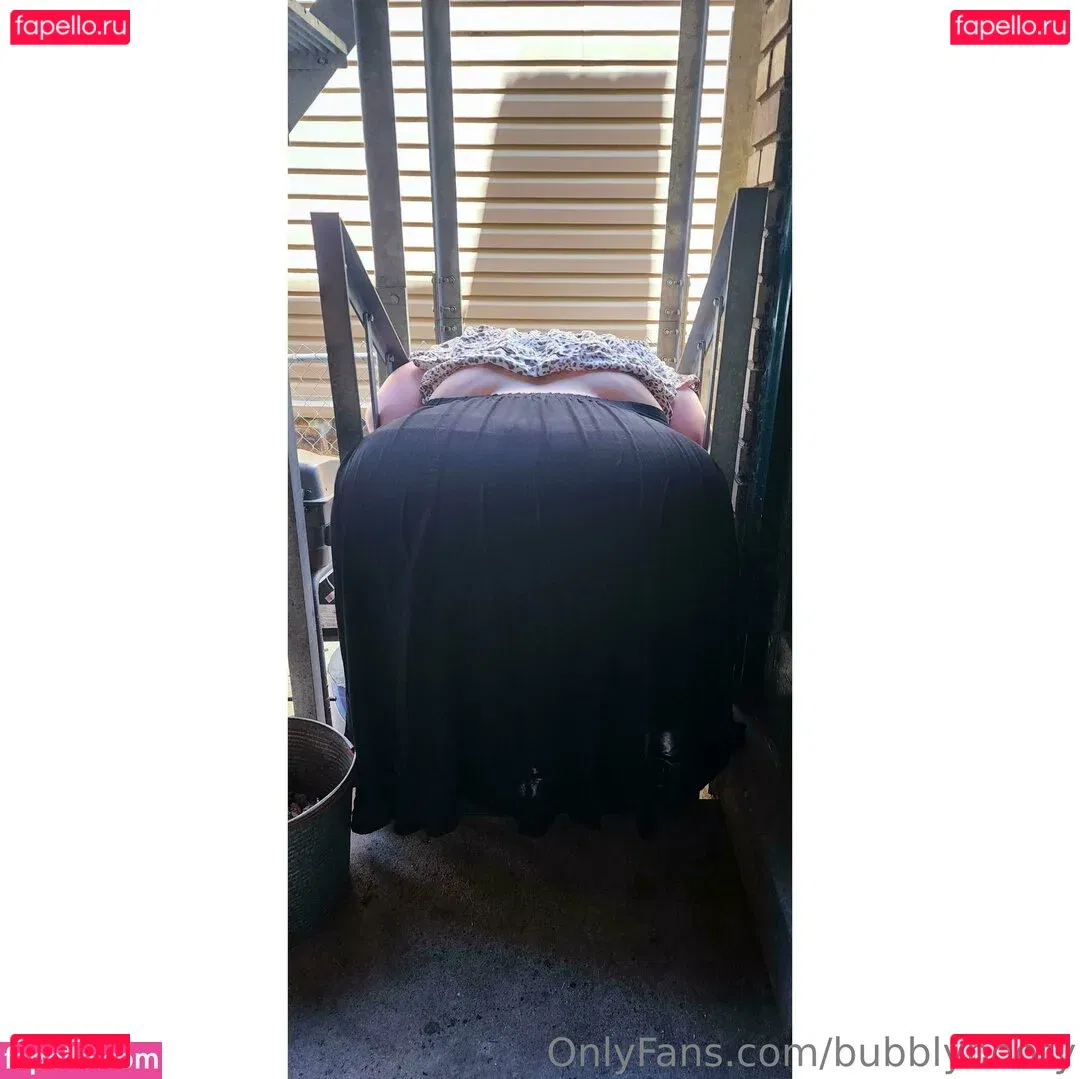 bubblybooty Onlyfans Photo Gallery 