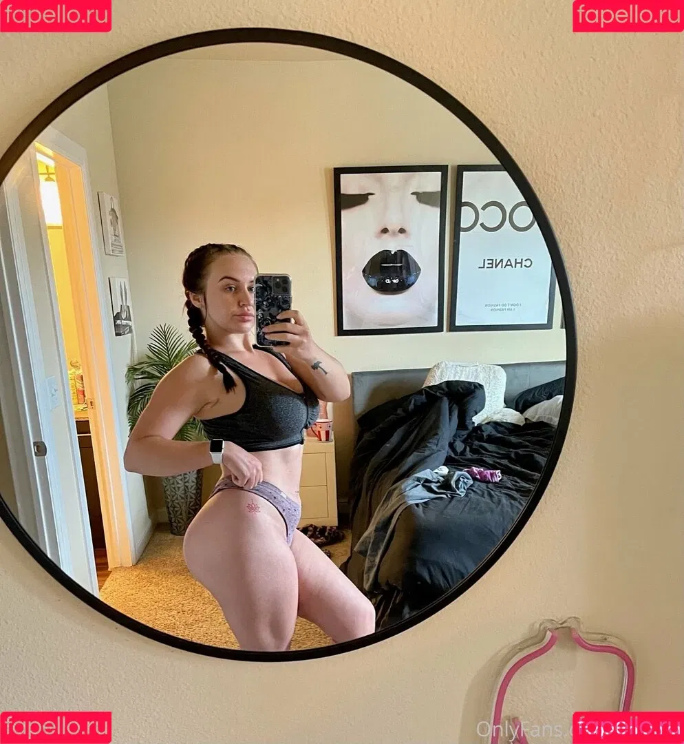 em098 Onlyfans Photo Gallery 