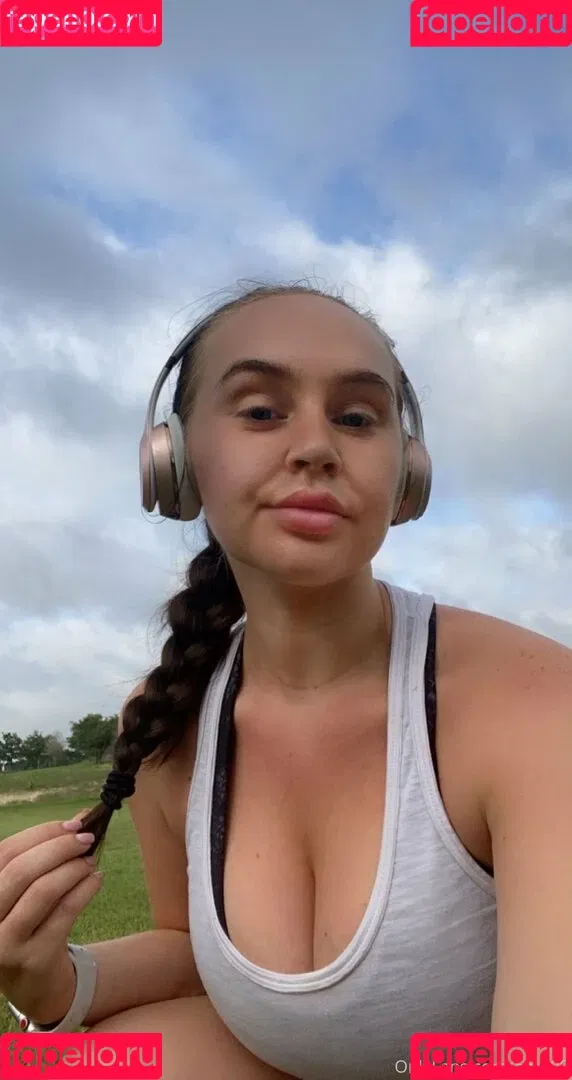 em098 Onlyfans Photo Gallery 