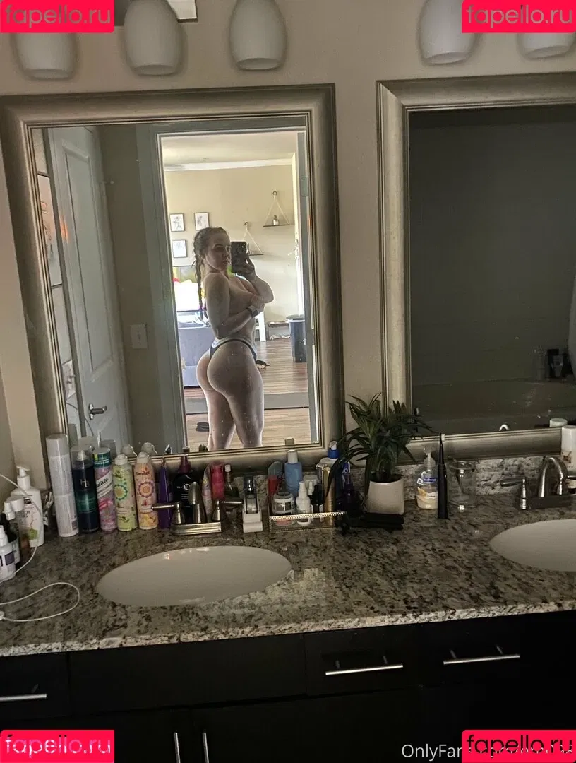 em098 Onlyfans Photo Gallery 