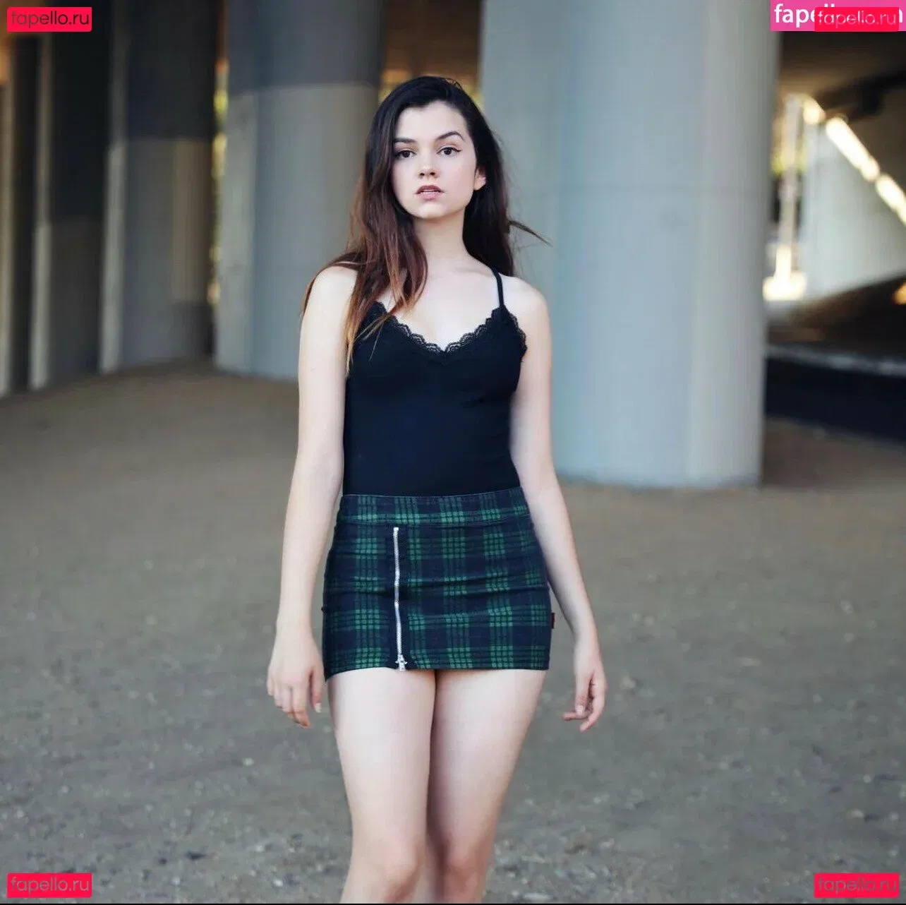 Mina Kess Onlyfans Photo Gallery 