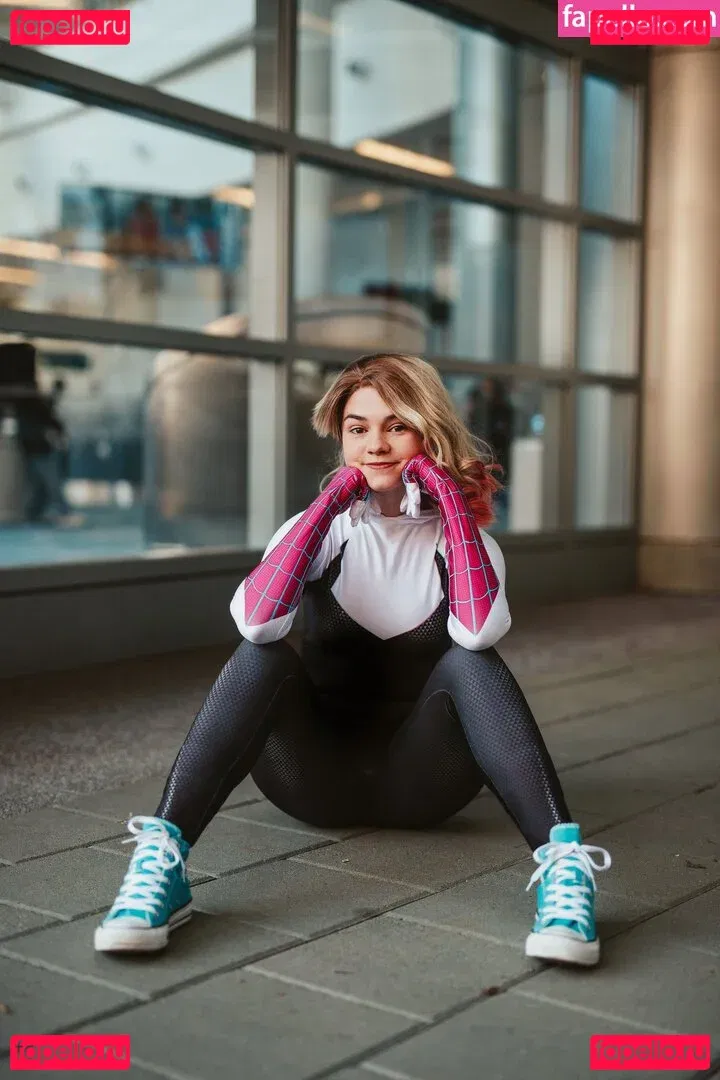 Mina Kess Onlyfans Photo Gallery 