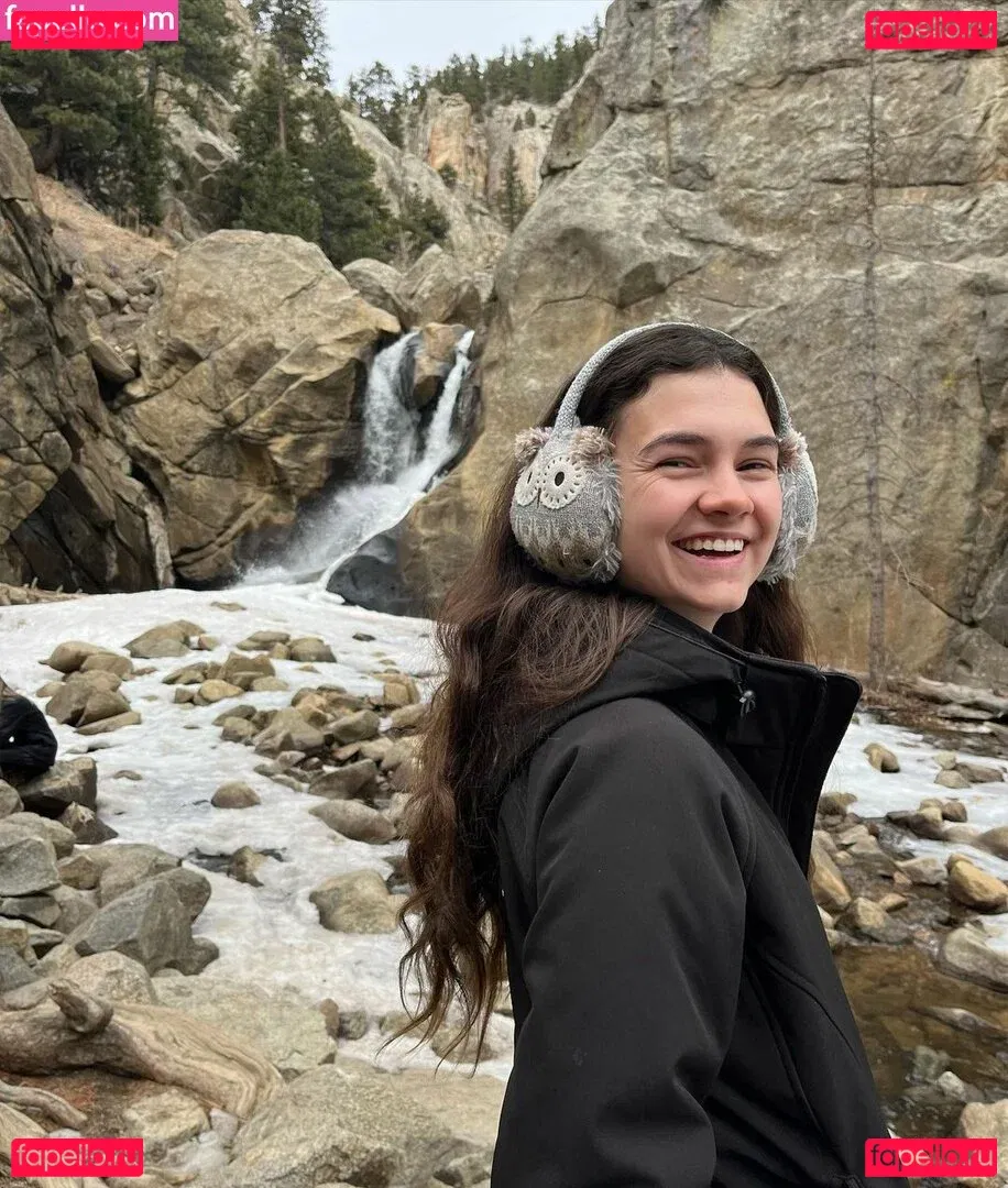 Mina Kess Onlyfans Photo Gallery 